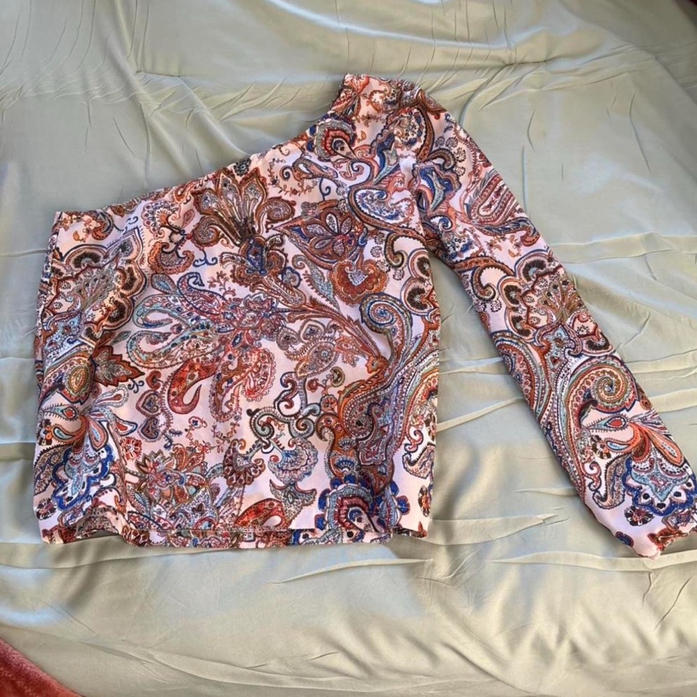Off The Shoulder Top - Picture 2 of 3